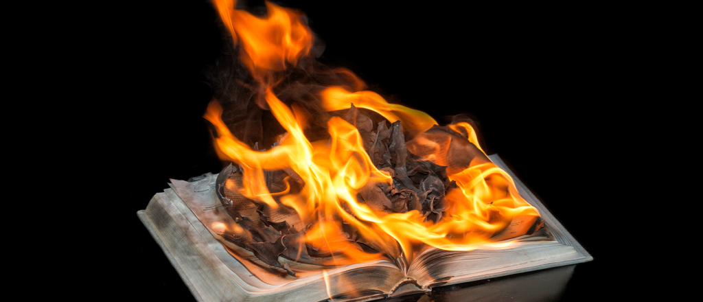 Relevamiento: los 10 libros m&aacute;s pol&eacute;micos de la historia