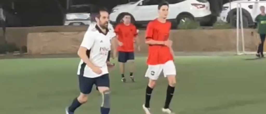 Esc&aacute;ndalo en Chile: ministro falt&oacute; a la feria minera para jugar al f&uacute;tbol