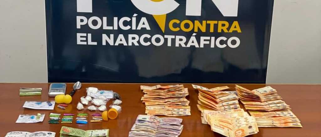 Detuvieron a dos mujeres narco en el Barrio 26 de Enero