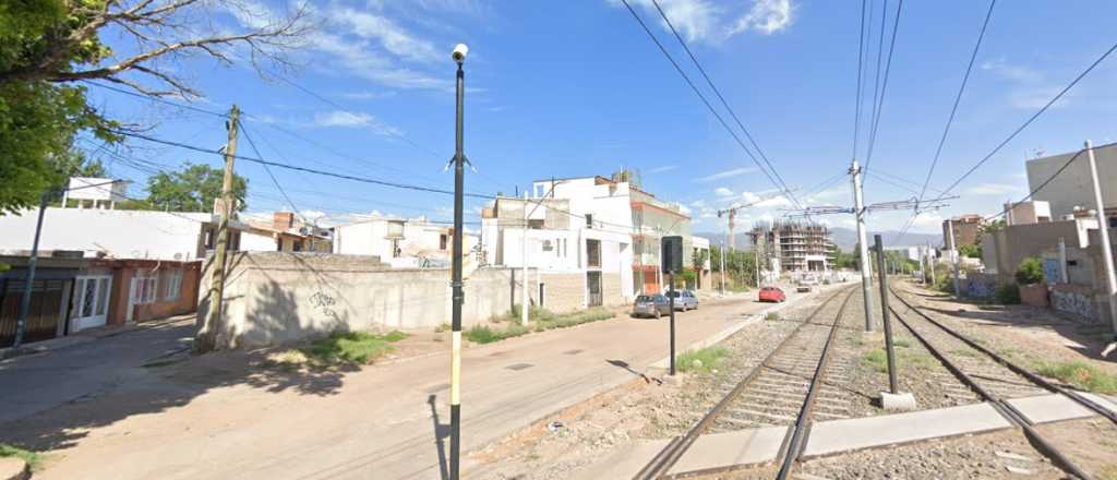 Godoy Cruz: 17 millones para iluminar un pasaje por donde pasa el Metrotranv&iacute;a