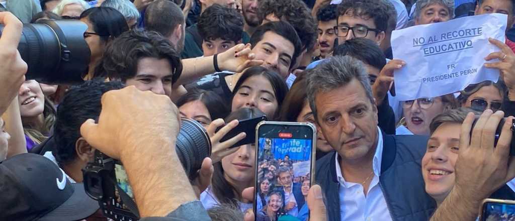 Massa, Rodr&iacute;guez Larreta y Lousteau participaron de la marcha universitaria