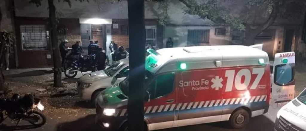 Violencia en Rosario: atacaron a balazos un taxi y hay varios heridos