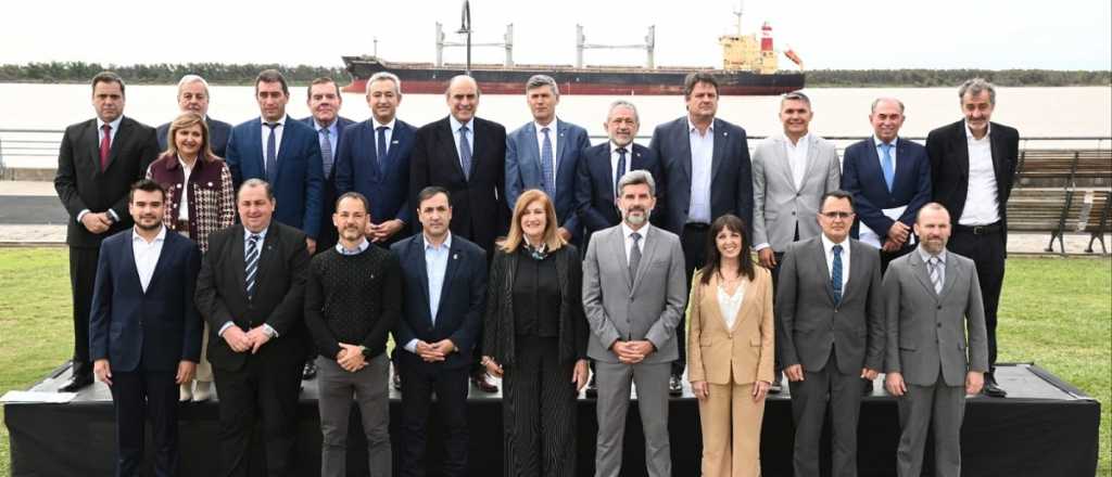 Con la presencia de Ulpiano Suarez, se realiz&oacute; el Encuentro de Capitales