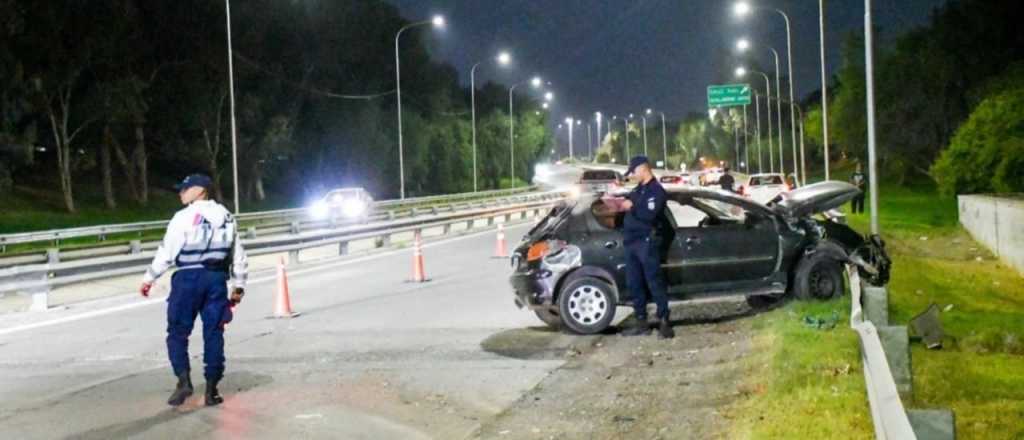 Una familia de Mendoza choc&oacute; en San Juan