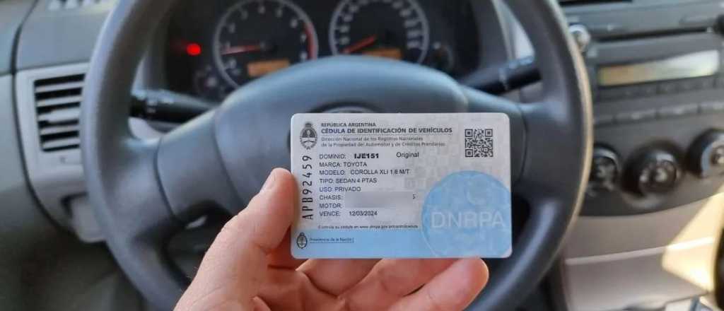 El Gobierno elimina la c&eacute;dula azul y la verde no tendr&aacute; vencimiento