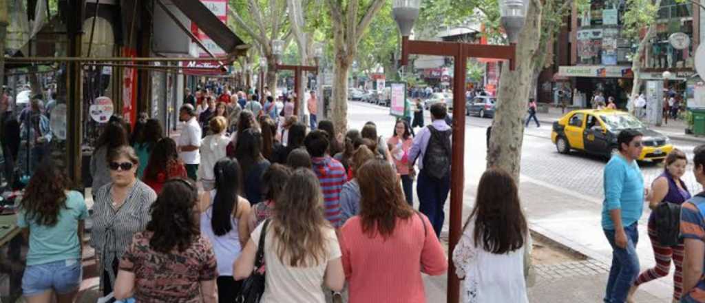 El Centro mendocino avanza hacia el horario corrido
