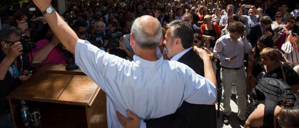 El plan de Iglesias para echar al "clan Lobos"