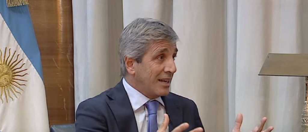 Caputo culpó a los empresarios por la inflación alta y la recesión