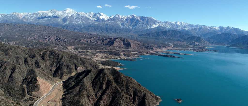 Escrachados vandalizando Potrerillos: dijeron que "no sabían" que no se podía