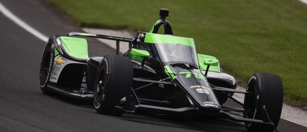 Canapino hizo un carrer&oacute;n, pero fue penalizado y termin&oacute; en el fondo