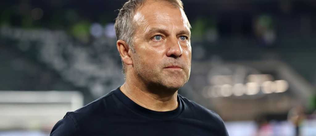 El futbolista titular del Barcelona que no está en los planes de Flick