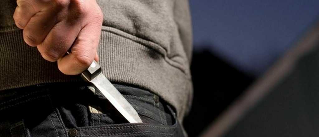 Un joven fue atacado con un arma blanca en Rivadavia