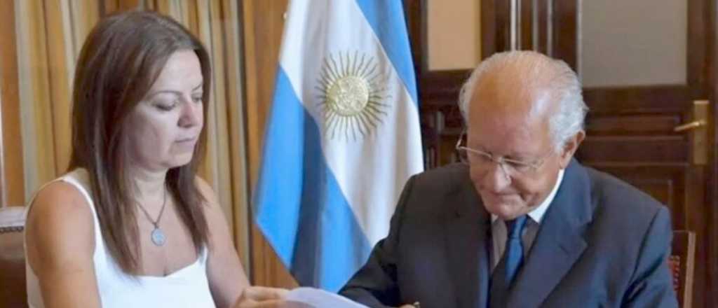 &iquest;Por qu&eacute; la leche la distribuye Conin y no los gobiernos provinciales?