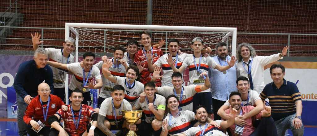 Regatas venci&oacute; a Alem&aacute;n y es pentacampe&oacute;n de la Divisi&oacute;n de Honor