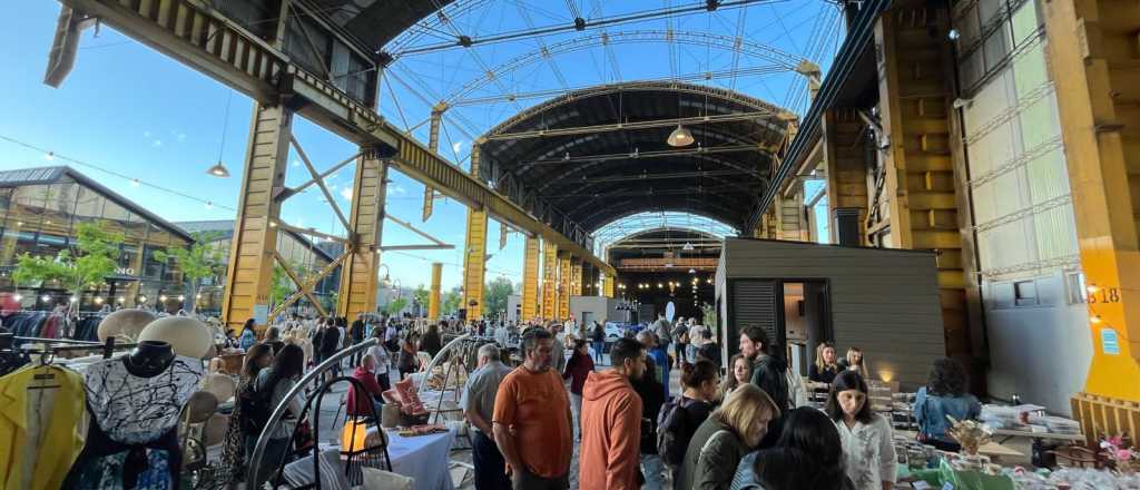 Flor de Feria con una edici&oacute;n especial para los padres, en Planta Uno