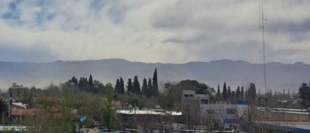 Viernes con alerta por Zonda y calor por la tarde
