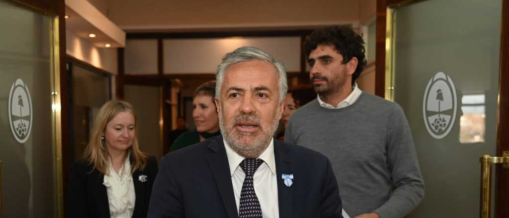 Cornejo ajusta el cintur&oacute;n del gasto p&uacute;blico en Mendoza