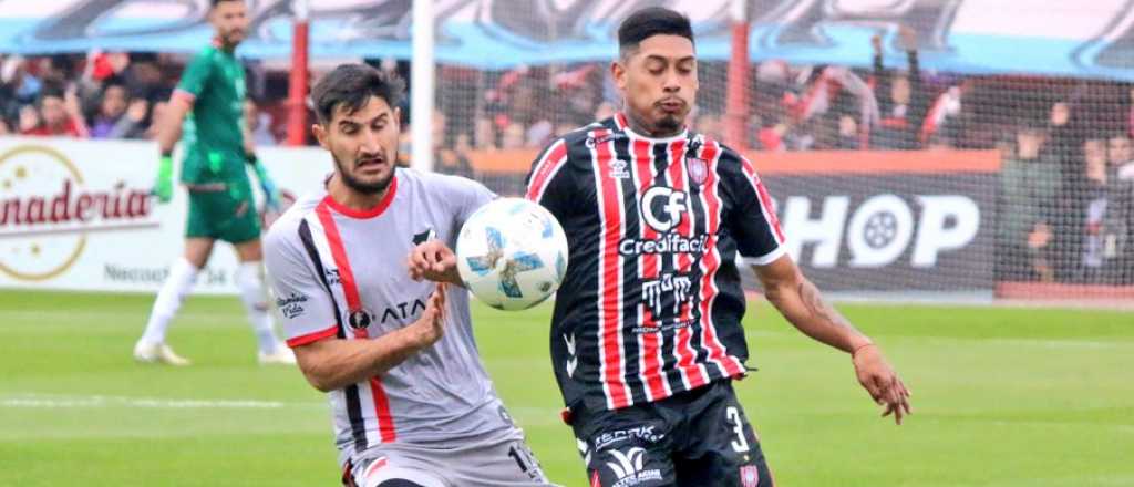 Deportivo Maip&uacute; cay&oacute; en la Fortaleza contra Chacarita y sali&oacute; de Reducido