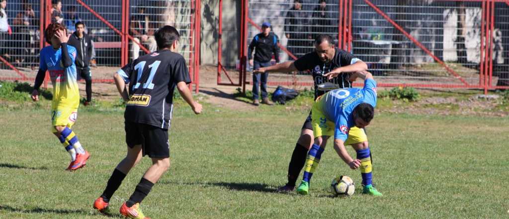 Un hombre de 35 a&ntilde;os falleci&oacute; jugando al f&uacute;tbol con sus amigos