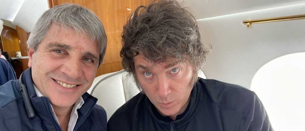 Milei analiza habilitar los "dólares del colchón" con Declaración Jurada