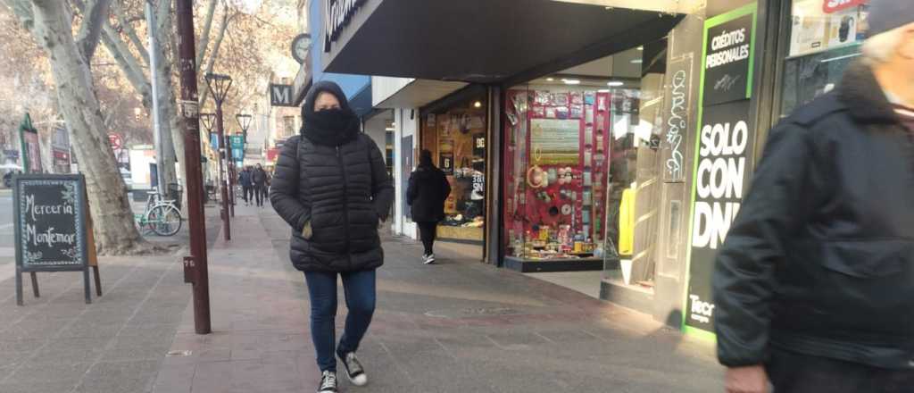 Lunes húmedo y fresco por la mañana, mejorando por la tarde