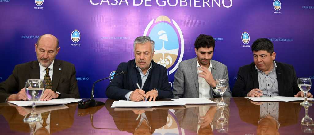 Cornejo anticip&oacute; que bajar&aacute; los impuestos en 2025