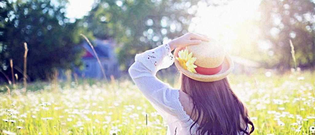 Hor&oacute;scopo de hoy: qu&eacute; esperan los signos para este domingo 21