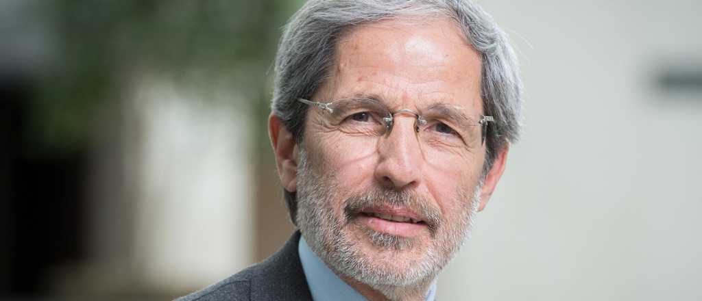 Economista cree que Milei espera que gane Trump para que el FMI env&iacute;e m&aacute;s fondos 