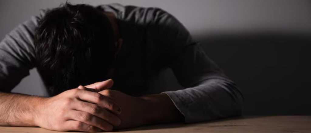 Un trabajador hipoac&uacute;sico denunci&oacute; a sus compa&ntilde;eros por violaci&oacute;n