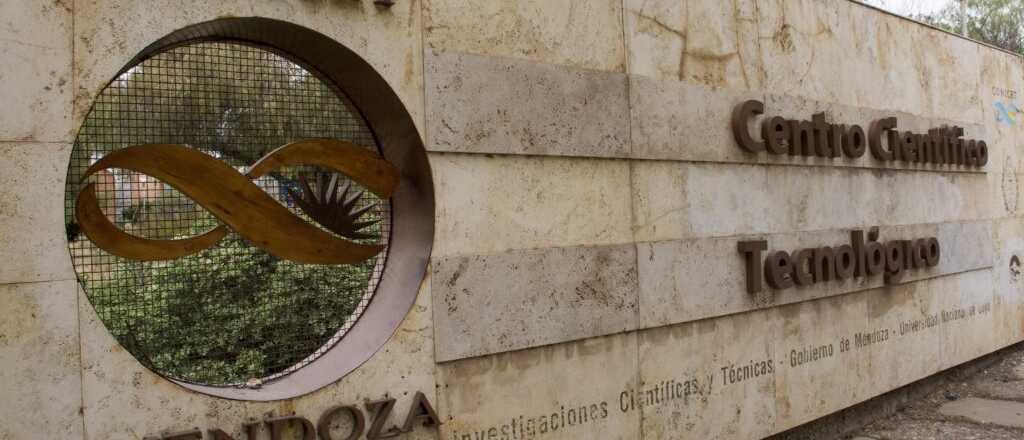 Milei prepara cambios en el Conicet para decidir sobre las investigaciones