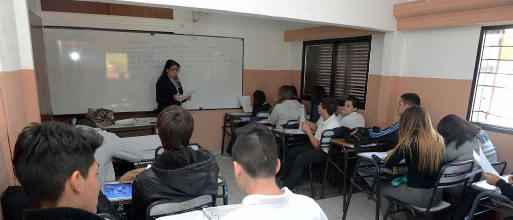 Citan a declarar a una profesora de Química por abandono de tareas 