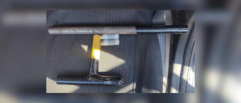 Detuvieron a dos j&oacute;venes con un arma tumbera en Las Heras