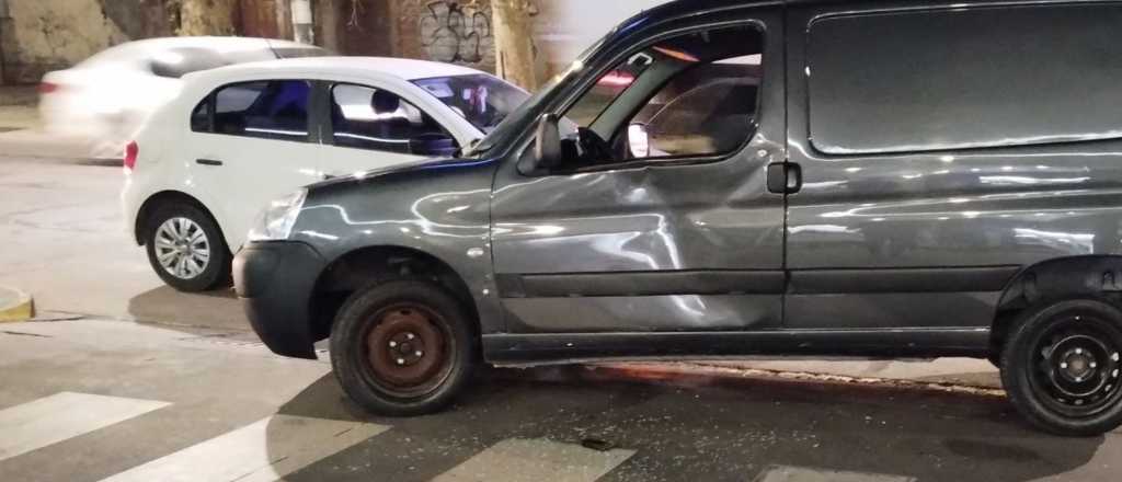 Un ebrio iba en contramano, lo persiguieron policías y chocó en Guaymallén