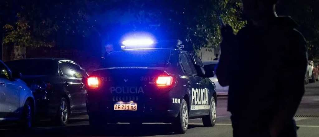 Ladrones enmascarados y armados asaltaron a una mujer en Guaymallén