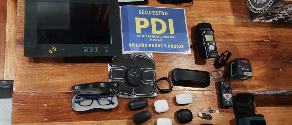 Capturaron en Guaymall&eacute;n a una pareja que robaba autos