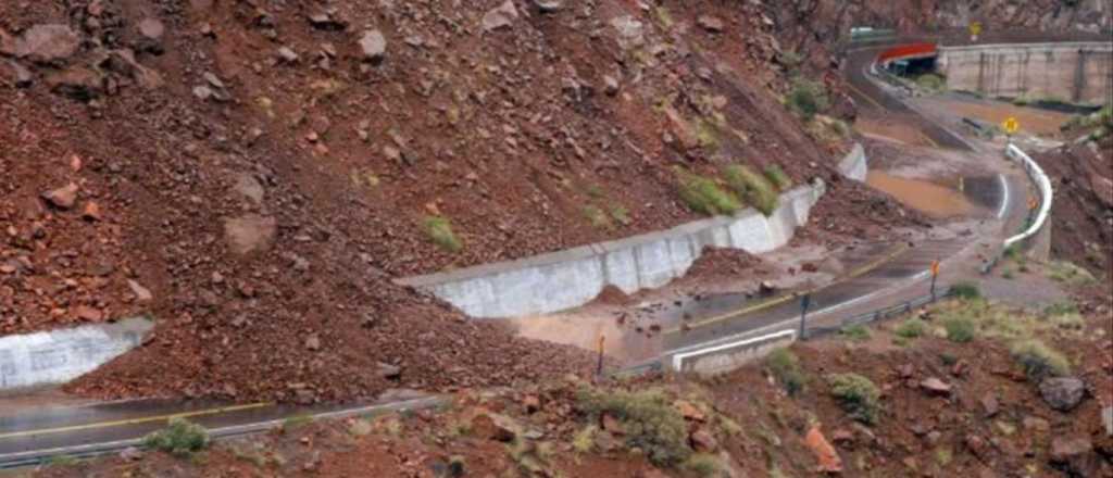 Crónicas del subsuelo: La ciudad de los atlantes mendocinos