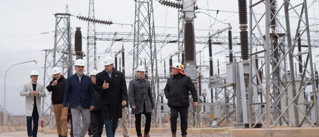 Mendoza puso en marcha la obra de energ&iacute;a m&aacute;s importante en d&eacute;cadas