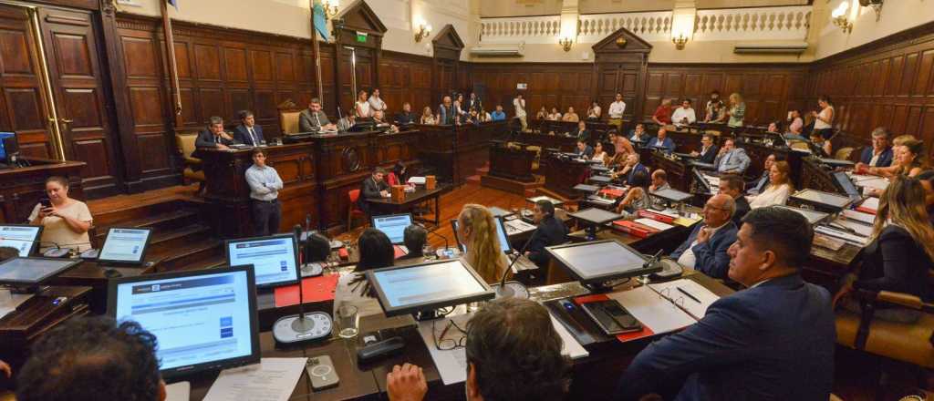 Gastar&aacute;n $6 millones para comprar una c&aacute;mara de fotos para la Legislatura
