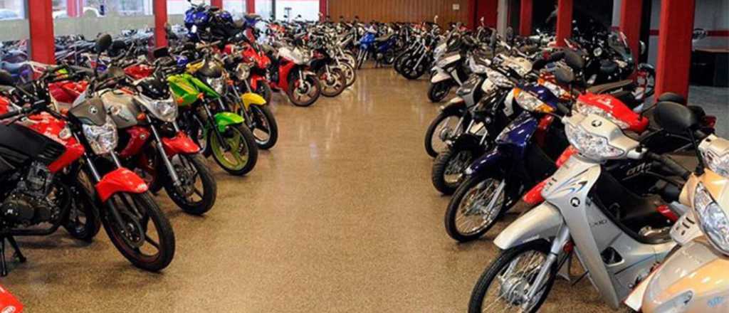 Lanzan pr&eacute;stamos para motos y monopatines el&eacute;ctricos en 36 cuotas