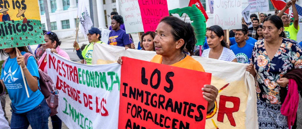La Justicia de EEUU suspendi&oacute; un programa clave para obtener la ciudadan&iacute;a
