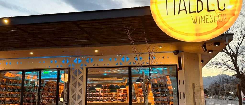 Video: destrozaron un local del reconocido en&oacute;logo Alejandro Vigil