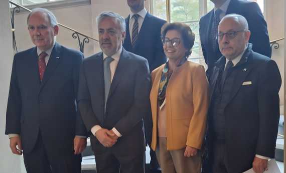 «La minería sostenible en Mendoza llegó para quedarse», dijo Cornejo en Chile