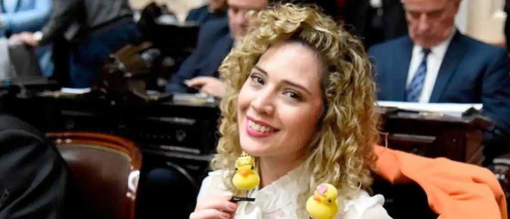 Francos calificó de "ridícula" a Arrieta, "la de los patitos en la cabeza"