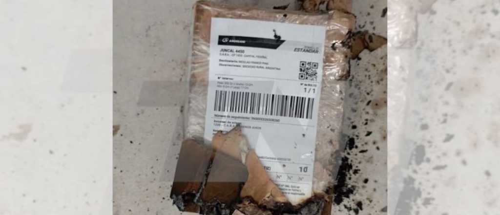 Este es el paquete bomba que explot&oacute; en la Sociedad Rural