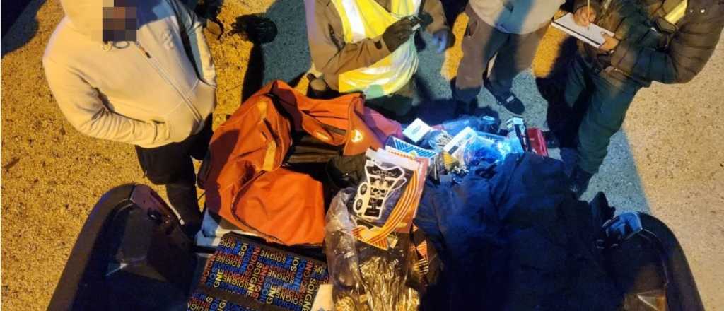 Si ingresás teléfonos y mercadería de contrabando, te puede salir caro