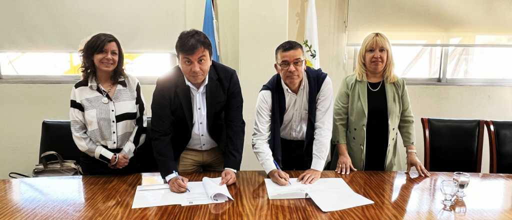 Las Heras inici&oacute; un plan de empleo joven en la Municipalidad