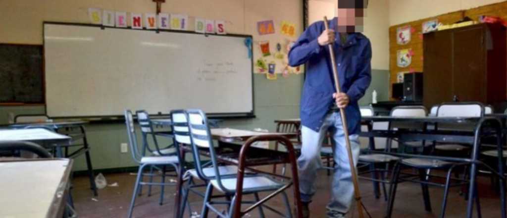 La DGE ech&oacute; a un celador que falt&oacute; a trabajar 12 veces en 17 d&iacute;as