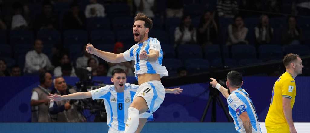 Argentina debut&oacute; en el Mundial de futsal con una paliza sobre Ucrania