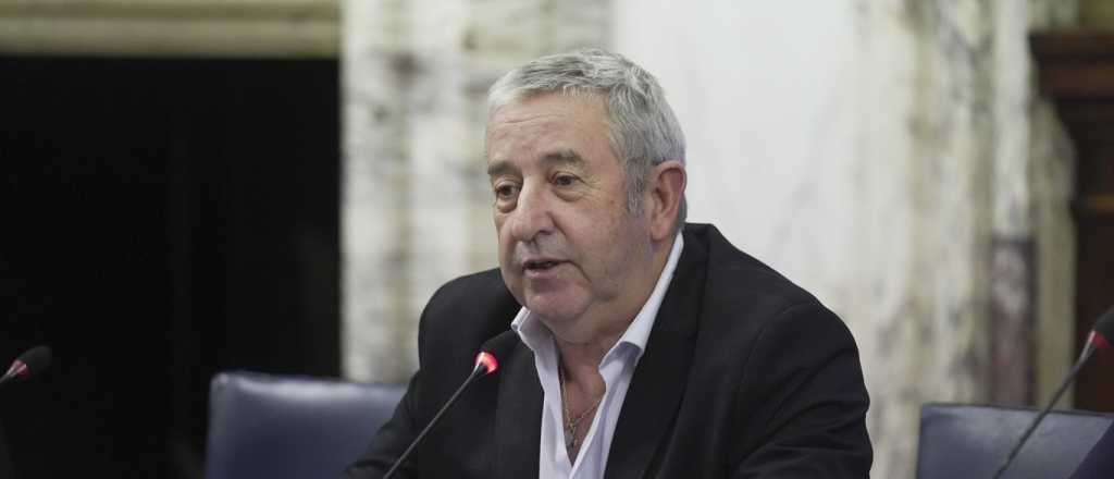 Cobos le contestó a Milei y defendió la obra pública