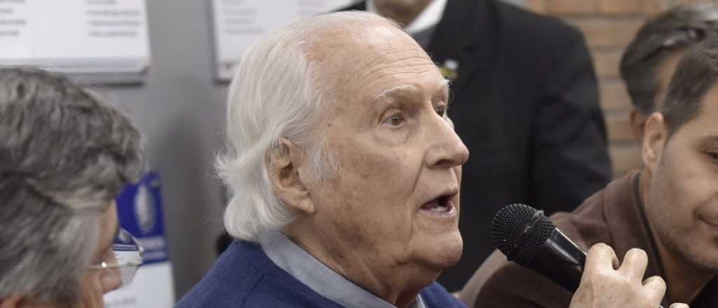 Un peronista cre&oacute; en Mendoza la "Fundaci&oacute;n Pino Solanas"